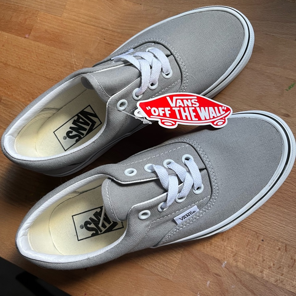 Vans NWT Never before worn shoes